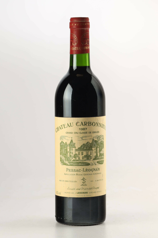Chateau Carbonnieux, 1987