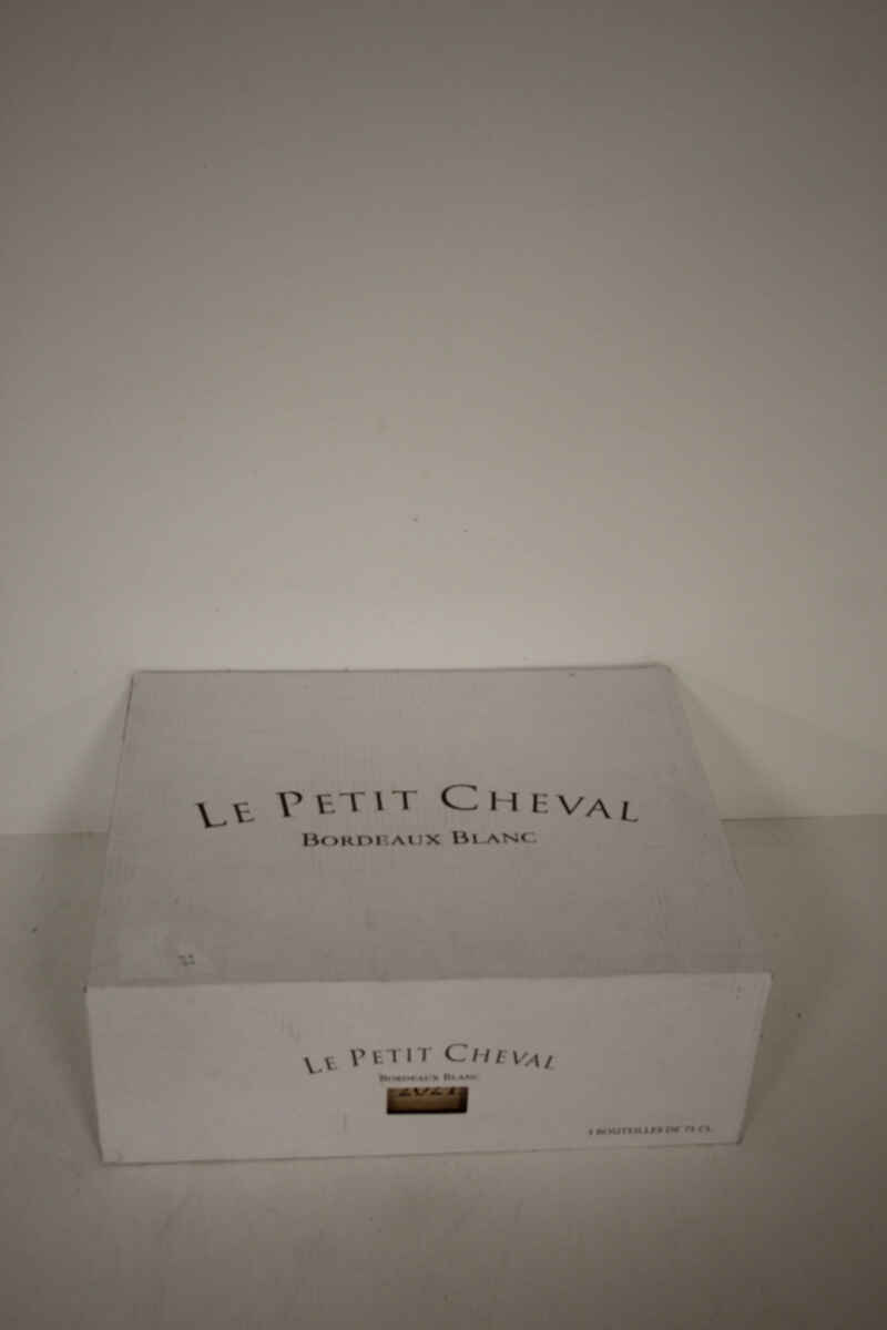 Chateau Cheval Blanc Le Petit Cheval 2021
