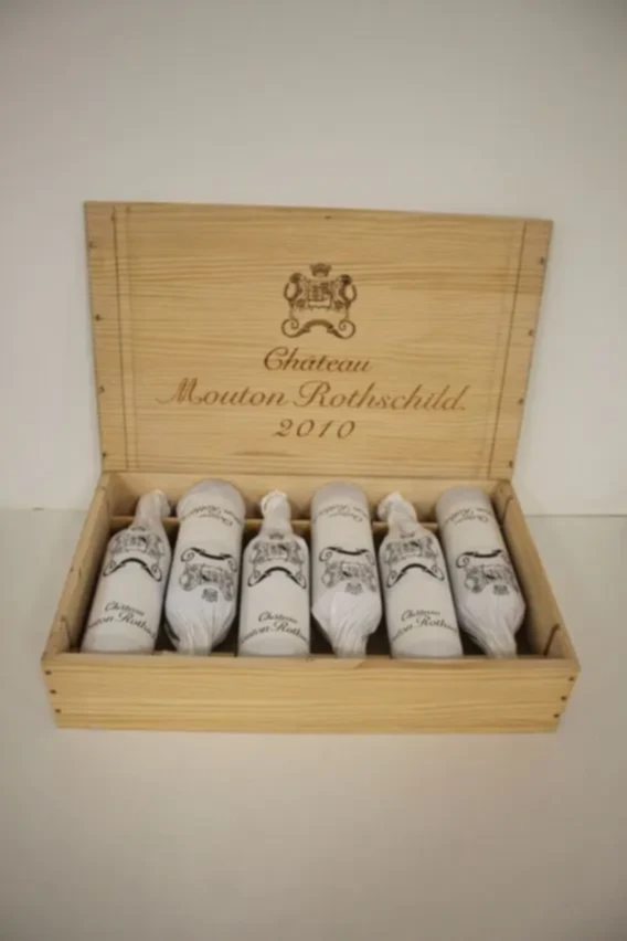 Chateau Mouton Rothschild, 2010