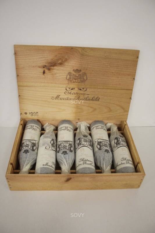 Chateau Mouton Rothschild, 1996